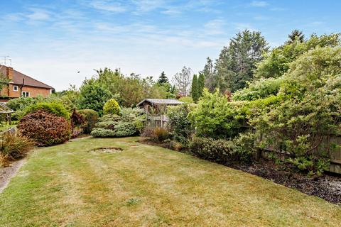 17 Wimborne Drive, Pinner, HA5 1NH