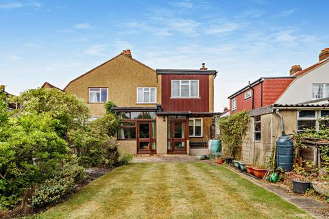 17 Wimborne Drive, Pinner, HA5 1NH