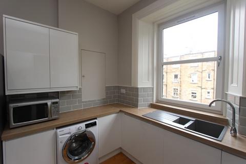 5 bedroom flat to rent, Roseburn Place, Roseburn, Edinburgh, EH12