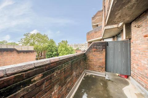 3 bedroom flat for sale, Dartmouth Close,  Westminster,  W11