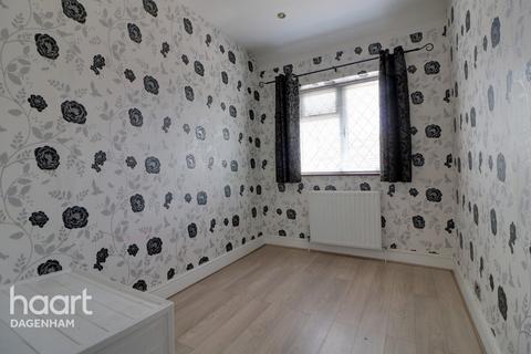 23 Heathway, Dagenham, RM9 6BG