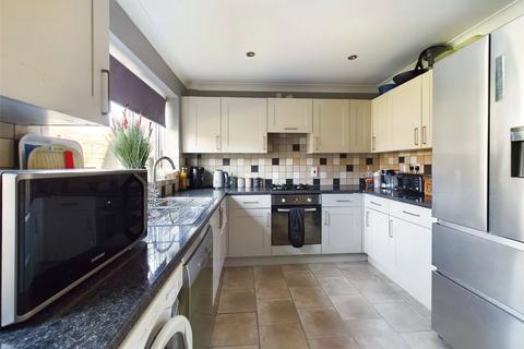 5 bedroom detached house for sale, Foxleigh Crescent, Gloucester, Gloucestershire, GL2