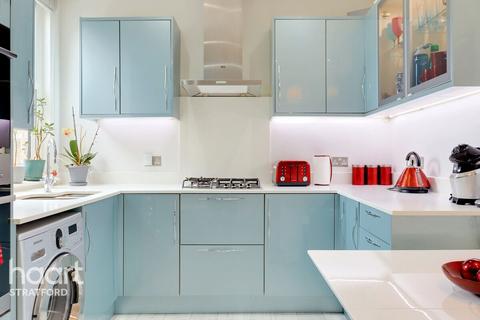 28 Amethyst Road, London, E15 2BE