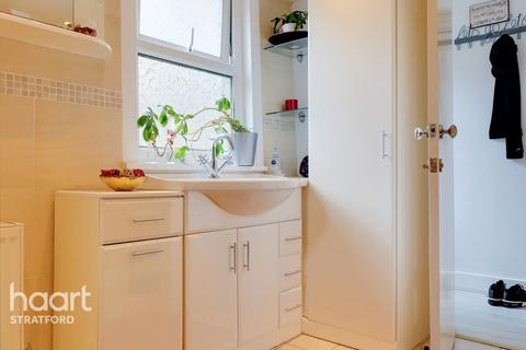 28 Amethyst Road, London, E15 2BE