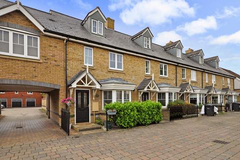 62 Shimbrooks, Great Leighs, Chelmsford, CM3 1SH