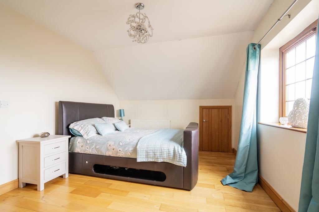 A page   8 4 32 Aber Llwchwr - Web-35.jpg