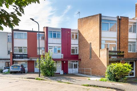 6 bedroom terraced house for sale, Windsor Crescent, Wembley, HA9