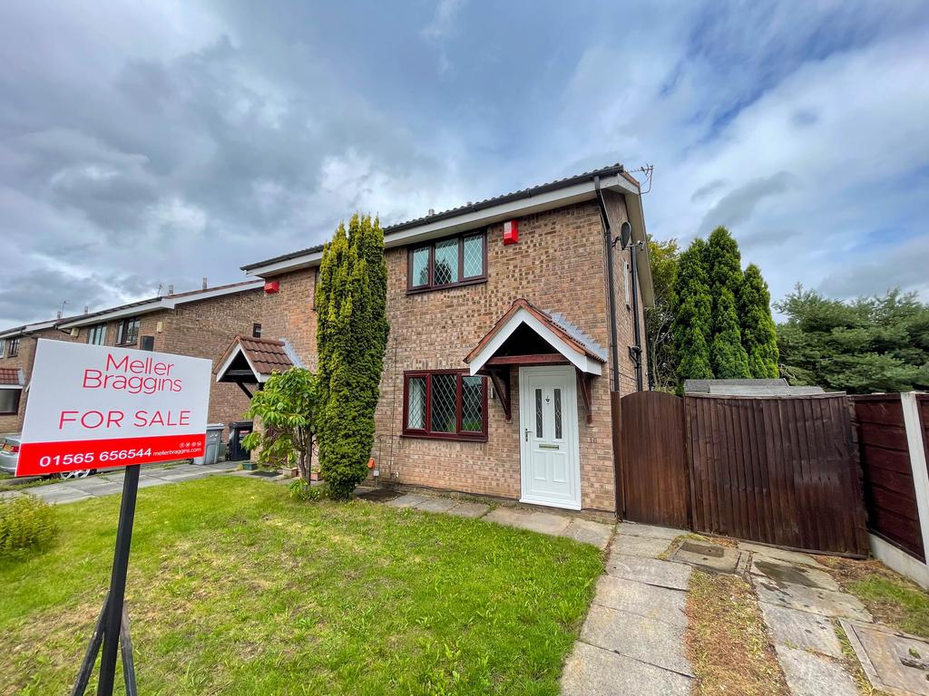 Mill Close, Knutsford 2 bed semidetached house for sale £250,000