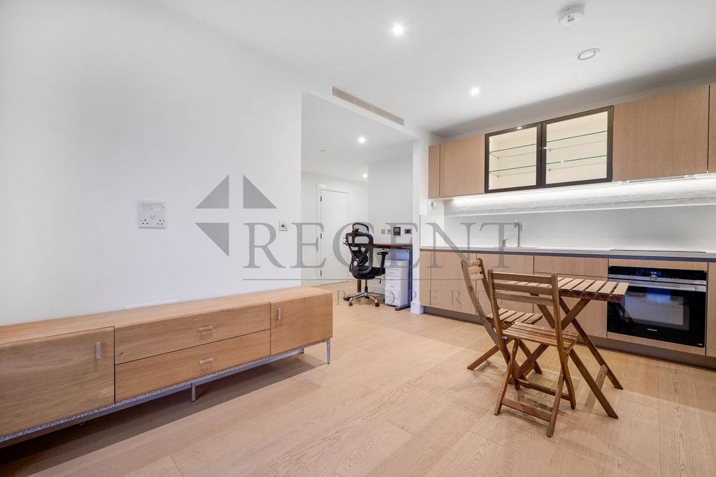 Apartment in London - More