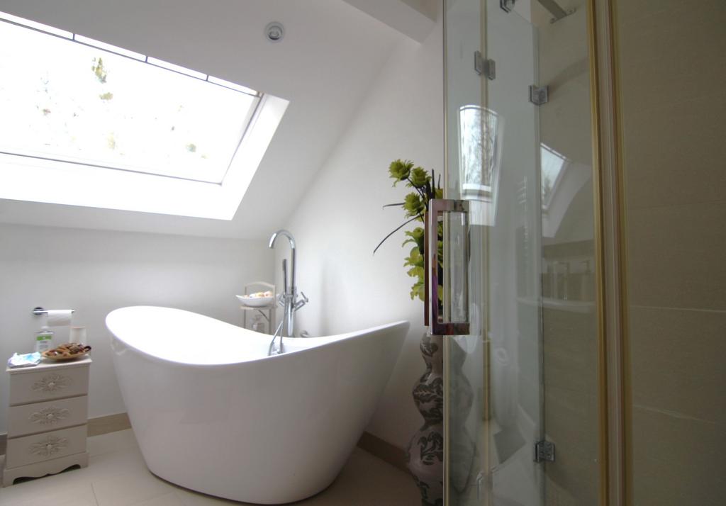 Chew Magna, Bristol BS40 3 bed terraced house for sale £525,000