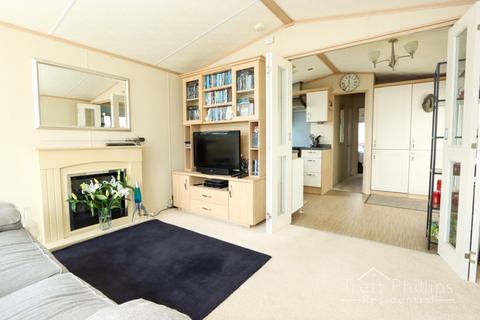 2 bedroom static caravan for sale - Coast Road, Walcott, Norwich, Norfolk, NR12