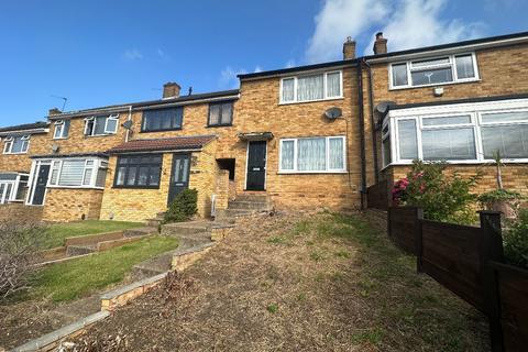 92 Grange Road, Romford, RM3 7EA