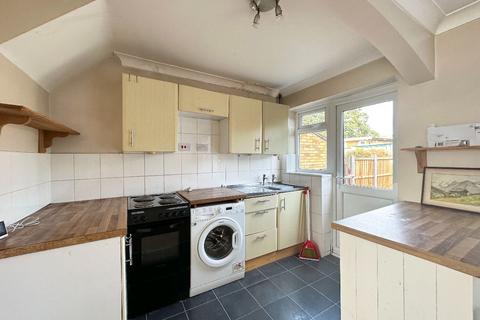 92 Grange Road, Romford, RM3 7EA