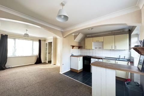 92 Grange Road, Romford, RM3 7EA
