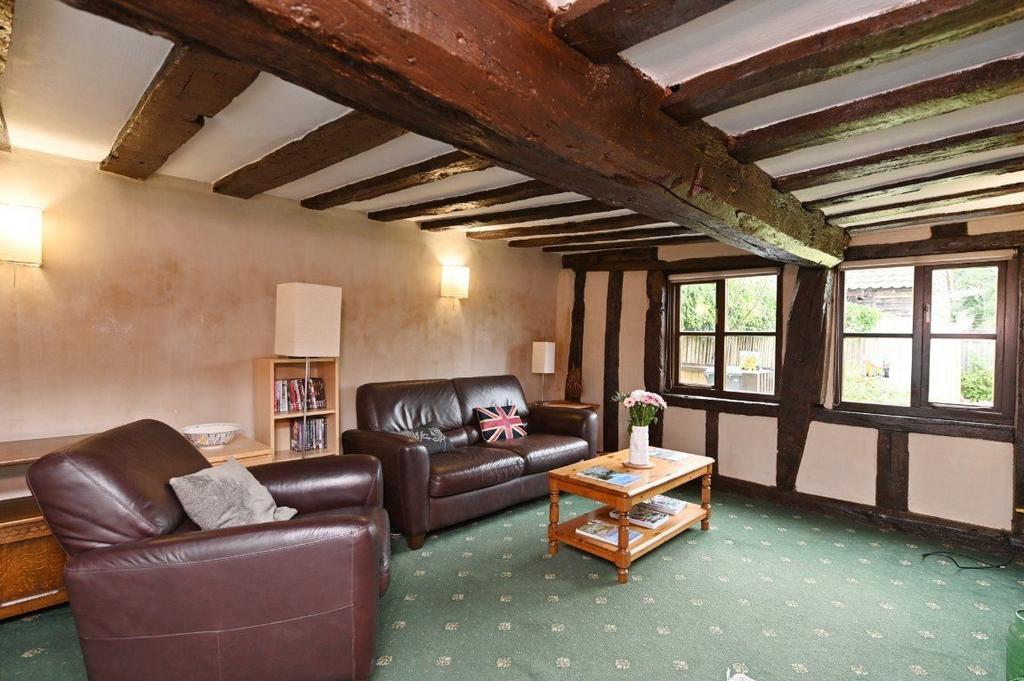 Hacheston, Near Framlingham, Suffolk 3 bed semidetached house for sale