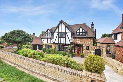 40 Hill Crescent, Bexley, DA5 2DB