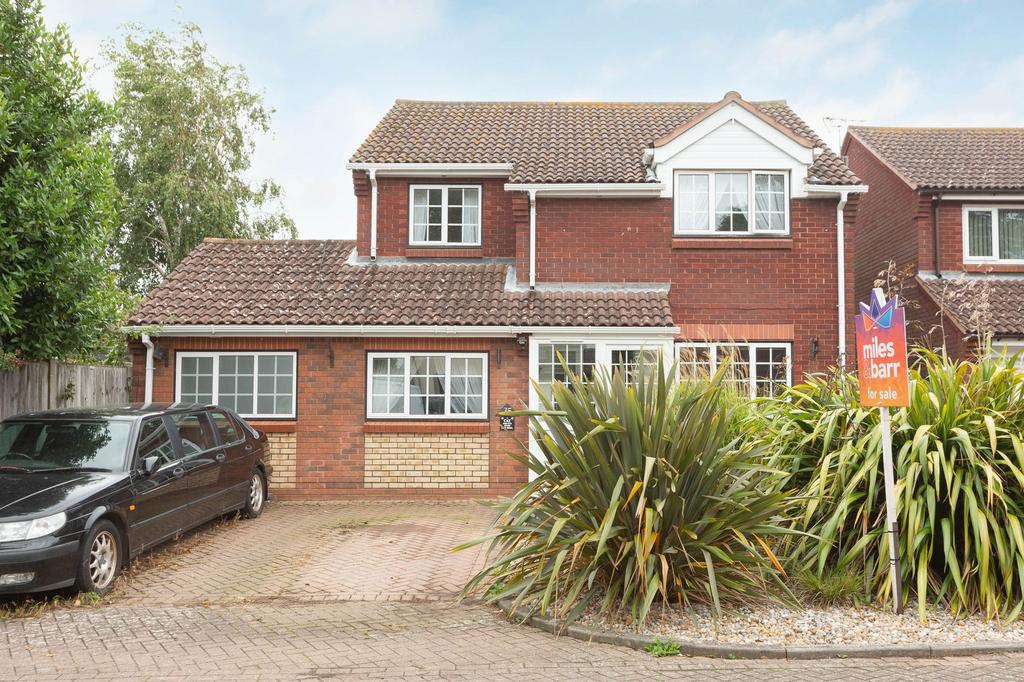 Hunting Gate, Birchington, CT7 4 bed detached house for sale £475,000