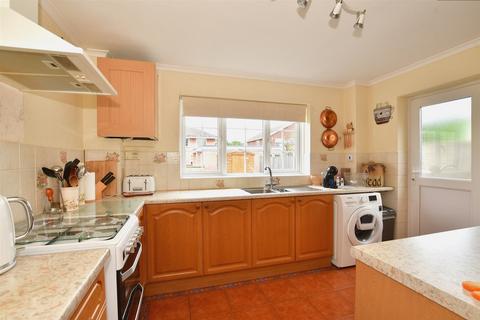 1 Delacourt Close, Cliffsend, Ramsgate, CT12 5LG