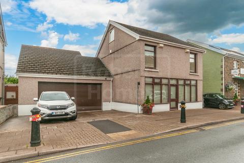 4 bedroom detached house for sale - Station Road, Ystradgynlais, Swansea, West Glamorgan
