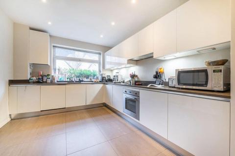 4 bedroom terraced house for sale, Queensmead, St. Johns Wood Park, London, NW8