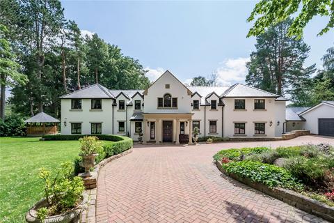 Chelford Road, Prestbury, Cheshire, SK10