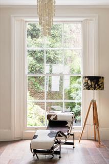 25 Devonia Road, London, N1 8JQ