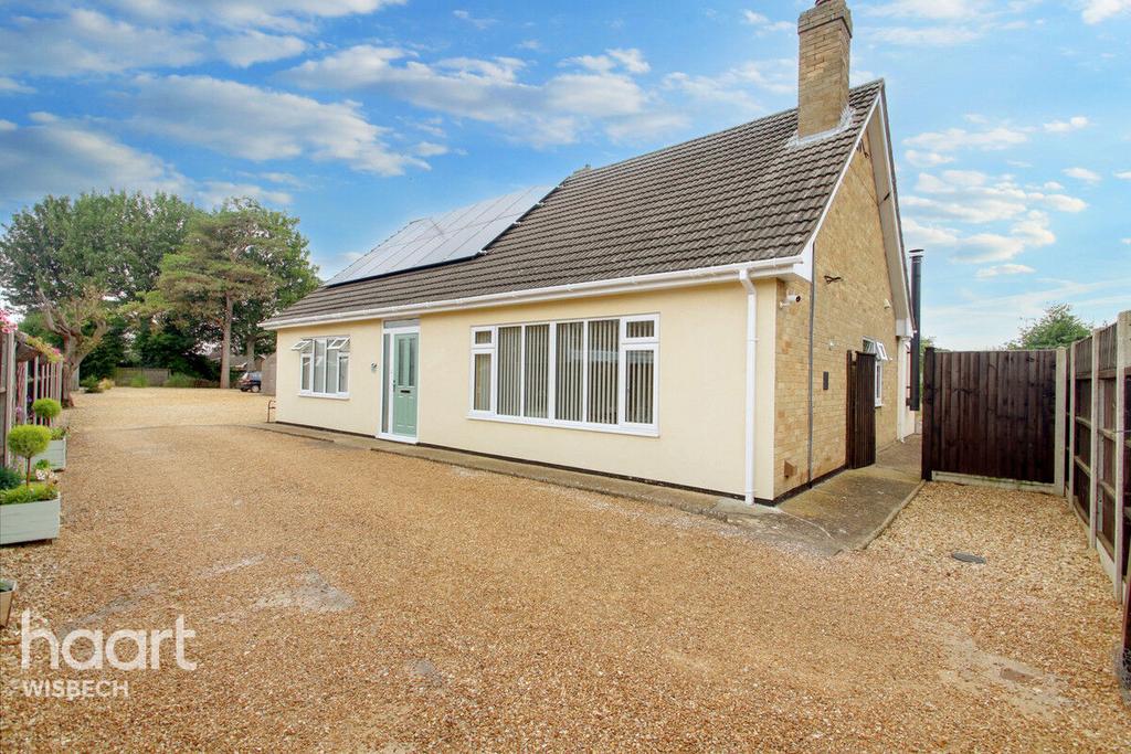 Park Lane, Long Sutton 3 bed detached bungalow for sale £355,000