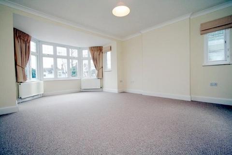 3 bedroom apartment to rent, Gunnersbury Avenue, Ealing, London, UK, W5