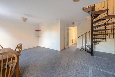 4 bedroom terraced house for sale - Silbury Avenue, Mitcham, CR4
