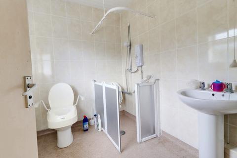 40 Golf Road, New Inn, Pontypool, NP4 0PR