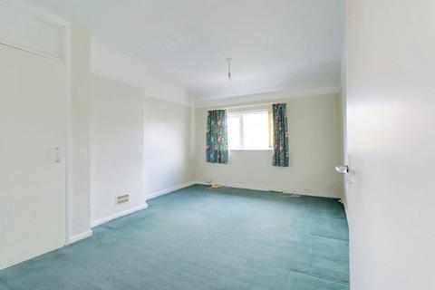 40 Golf Road, New Inn, Pontypool, NP4 0PR