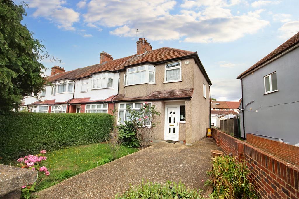 Clifford Road, Wembley, Middlesex HA0 3 bed end of terrace house for
