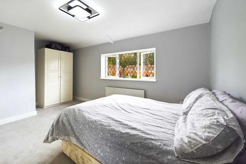 87 Beechfield Road, Boxmoor, Hemel Hempstead, HP1 1NZ