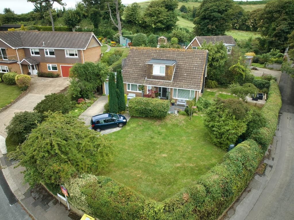 Danes Court, Dover, CT16 4 bed chalet for sale £525,000