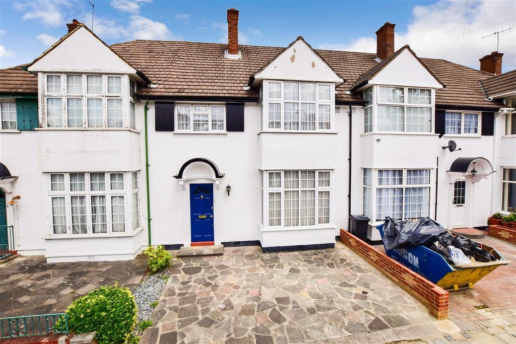 Hatley Avenue, Barkingside, Ilford... 3 bed terraced house for sale £