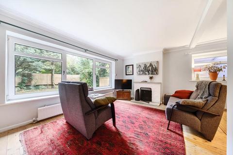 Inglewood Barns Lane, Burford, OX18 4NF