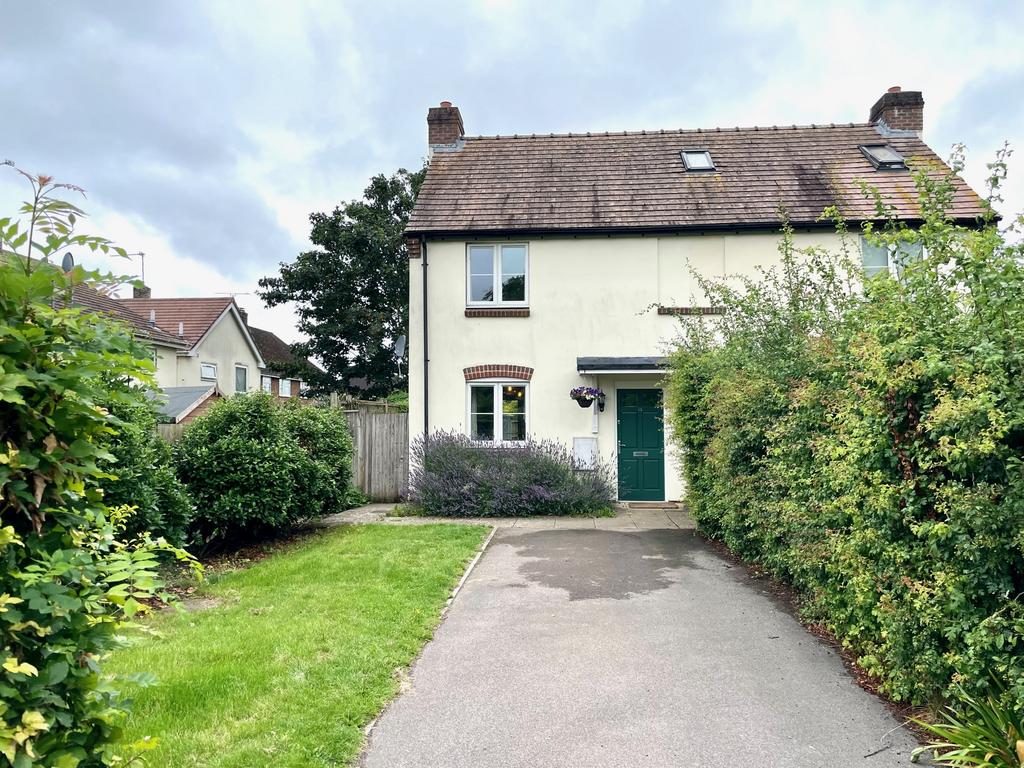 Waterhouse Close, Twyford, Winchester 2 bed semidetached house for