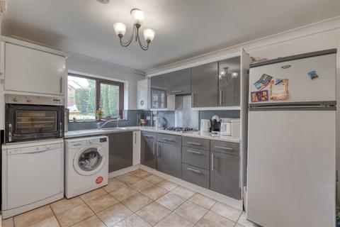 10 Ashmores Close, Redditch, B97 5LP