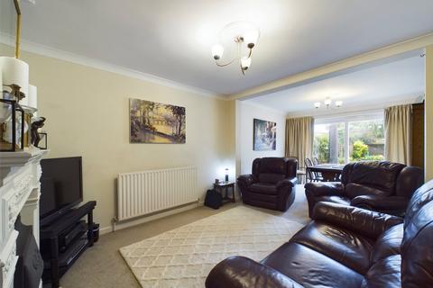 4 bedroom detached house for sale, Kings Avenue, Christchurch, BH23