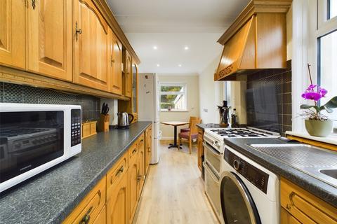 5 bedroom detached house for sale, Kings Avenue, Christchurch, BH23