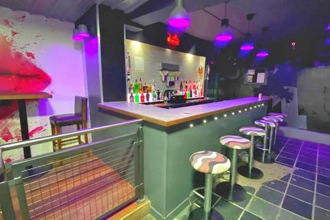 Bar and nightclub for sale, Cross Shore Street, Greenock, Renfrewshire