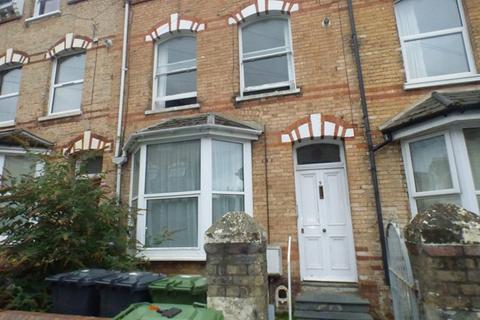 2 bedroom ground floor flat to rent, Two bedroom Flat