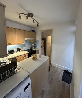 2 bedroom ground floor flat to rent, Two bedroom Flat
