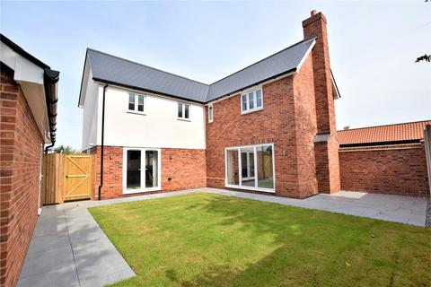 4 bedroom detached house for sale - Plot 2 The Langham, St George's Way, Boxted Road, Mile End, Colchester, Essex, CO4