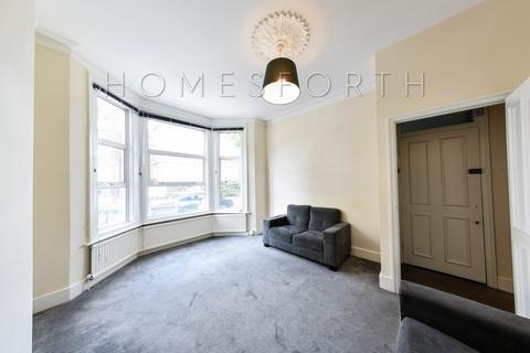 2 bedroom flat to rent, Purves Road, London, NW10