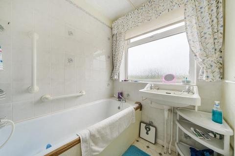 20 Edinburgh Drive, Kidlington, OX5 2JF