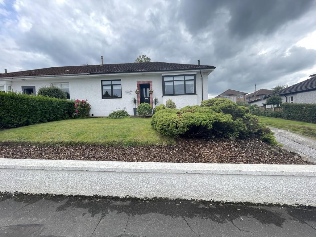 Drumry Road, Clydebank G81 2LN 3 bed semidetached bungalow £269,995