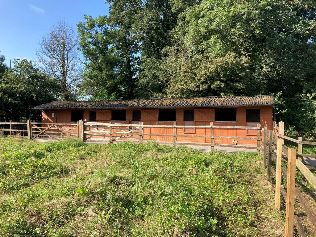 Blatchbridge, Frome, BA11 Farm land £130,000