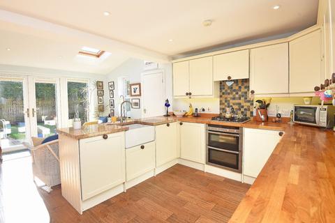 27 Brookfield Crescent, Hampsthwaite, Harrogate, HG3 2EE