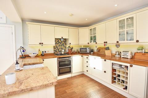 27 Brookfield Crescent, Hampsthwaite, Harrogate, HG3 2EE